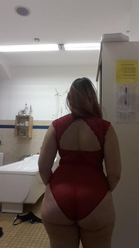 15P Mein kl Teenienutte Joana sucht Gangbang