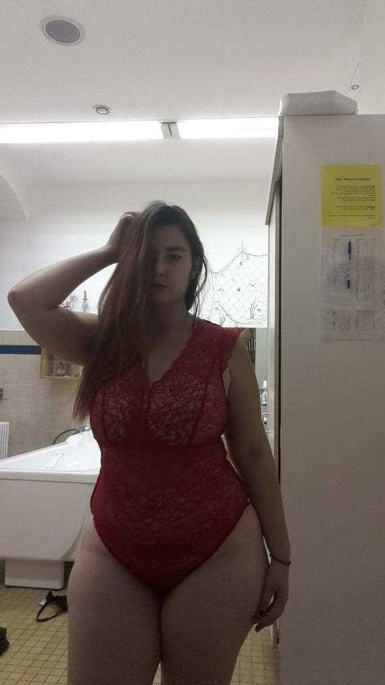 15P Mein kl Teenienutte Joana sucht Gangbang