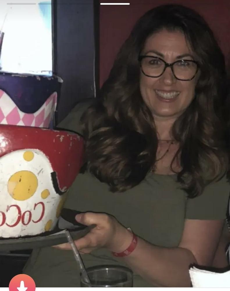7P 50 year old tinder pussy how should I fuck her?