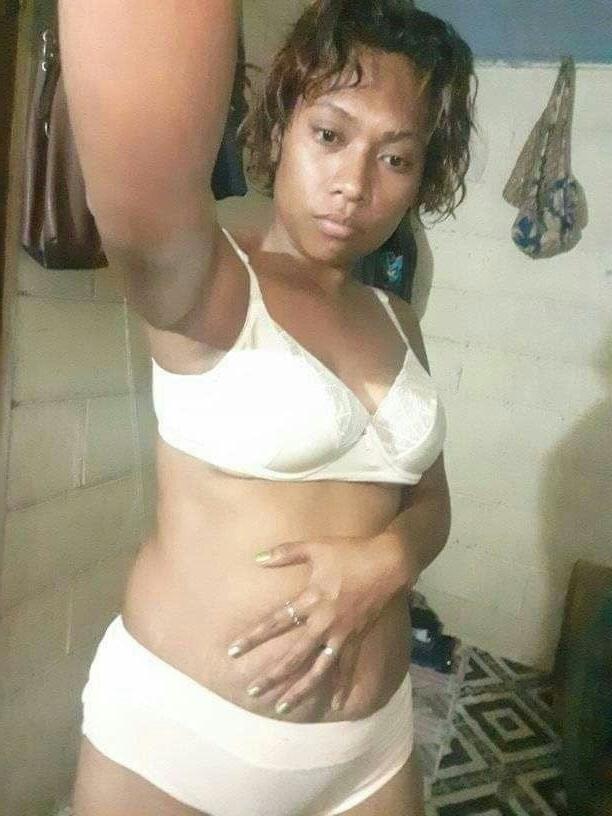 12P PNG cutie posing