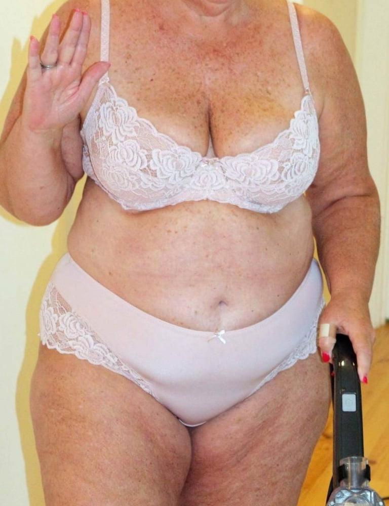 25P Best Panty Pics! (1)