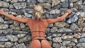 25P Greek Slutty Celebrity : Asimina Iglezou
