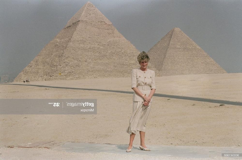 25P Celebrity Boobs - Diana Spencer