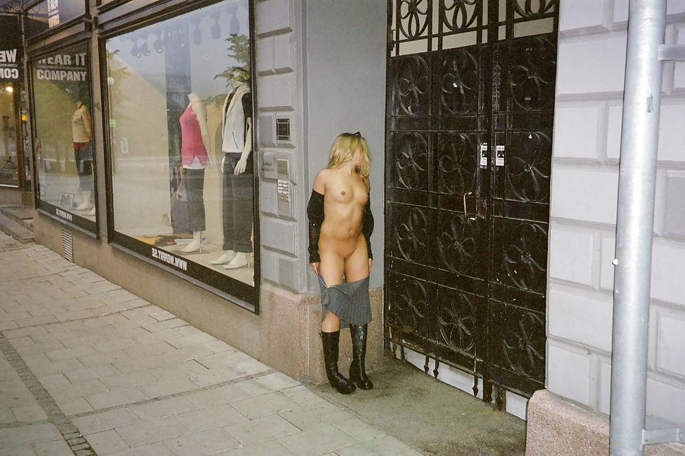 25P HOT SWEDISH BLONDE...DAMN HORNY