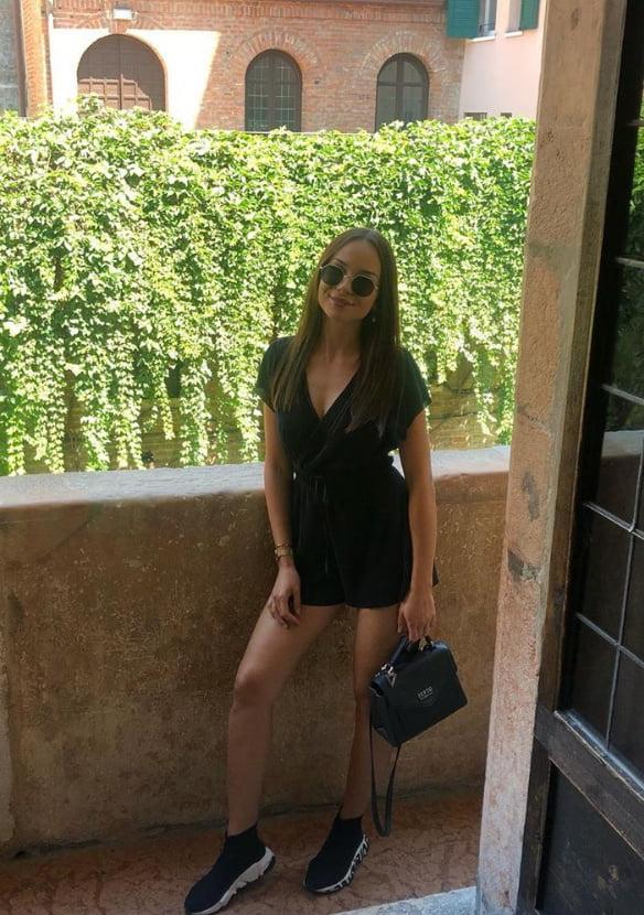 10P polish young brunette Karolina