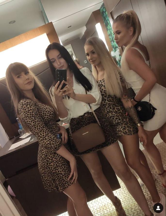17P polish young brunette Oliwia
