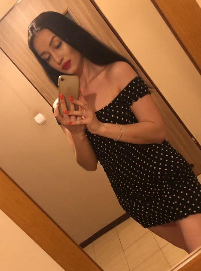 17P polish young brunette Oliwia