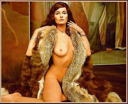 9P Stephanie Beacham - vintage actress