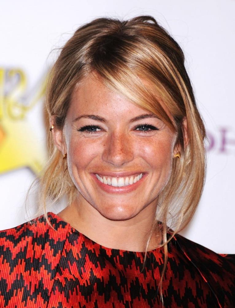 25P Celebrity Hot 250 - #131 Sienna Miller