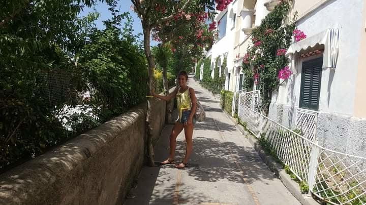 25P Italian Stefania 28yrs