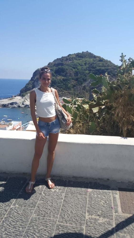 25P Italian Stefania 28yrs