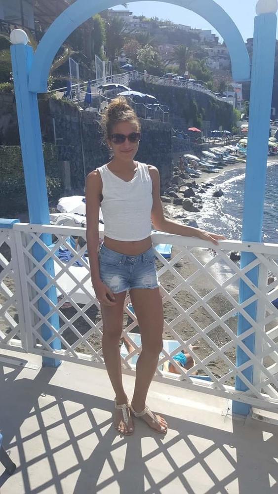 25P Italian Stefania 28yrs