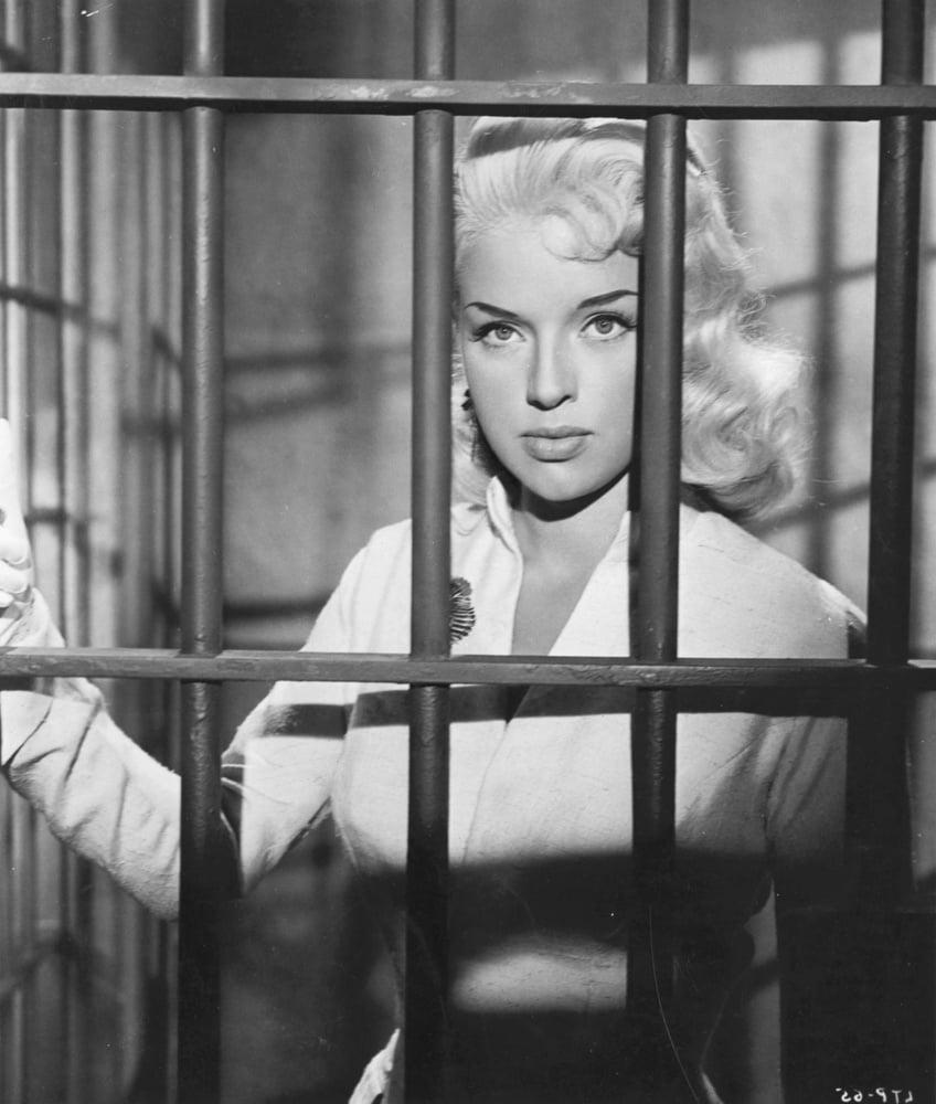 25P Celebrity Boobs - Diana Dors