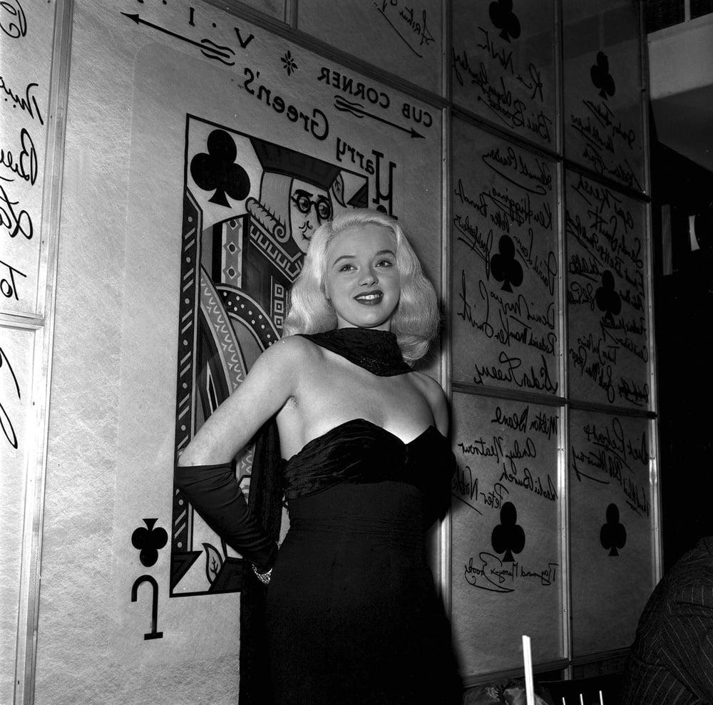25P Celebrity Boobs - Diana Dors