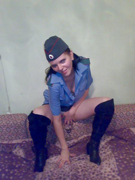 9P Police girl
