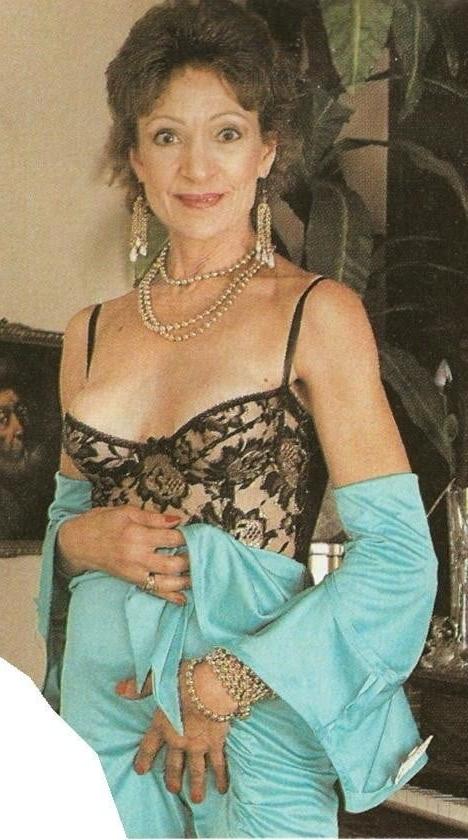 14P Sexy vintage granny