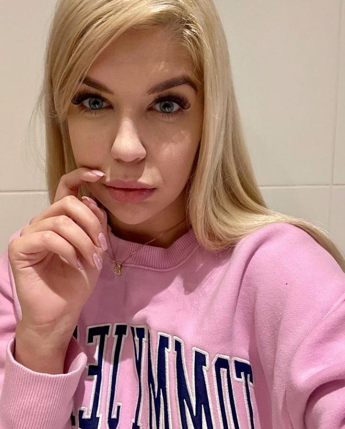 13P polish slut with big tits