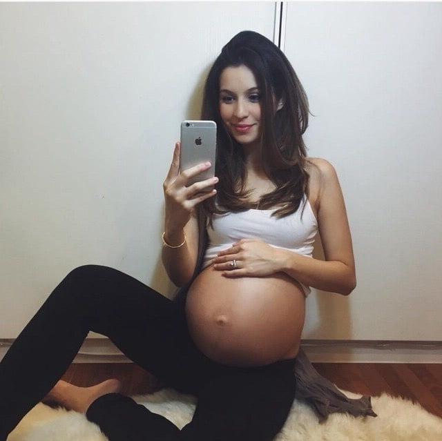 25P Young Pregnant Teens 111