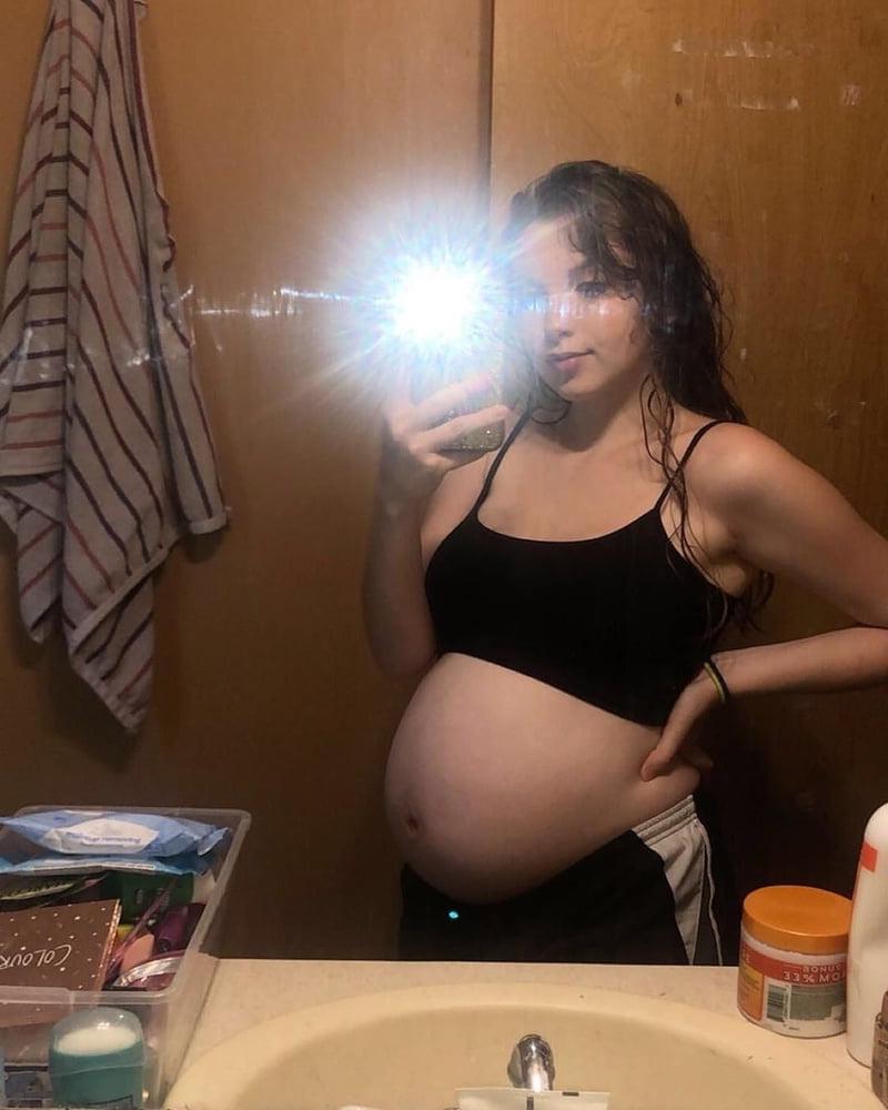 25P Young Pregnant Teens 111