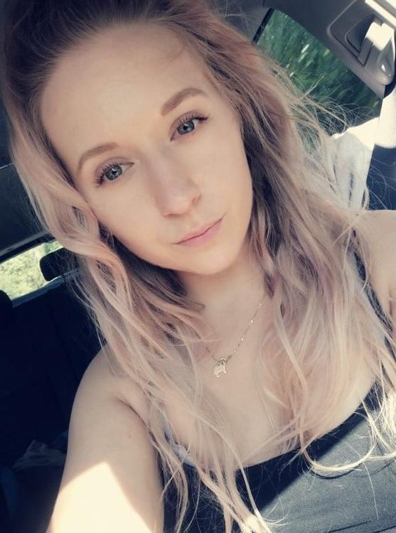 8P Polish amateur girl
