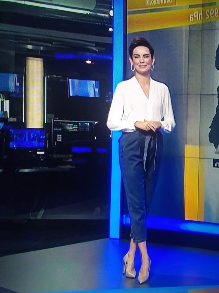 6P Polish sexy tv milf Dorota Gardias