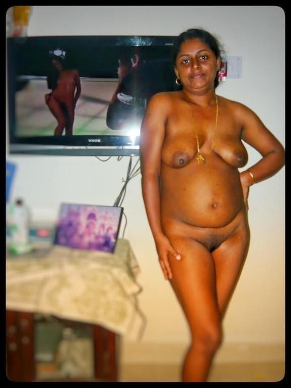 5P Mature Aunt