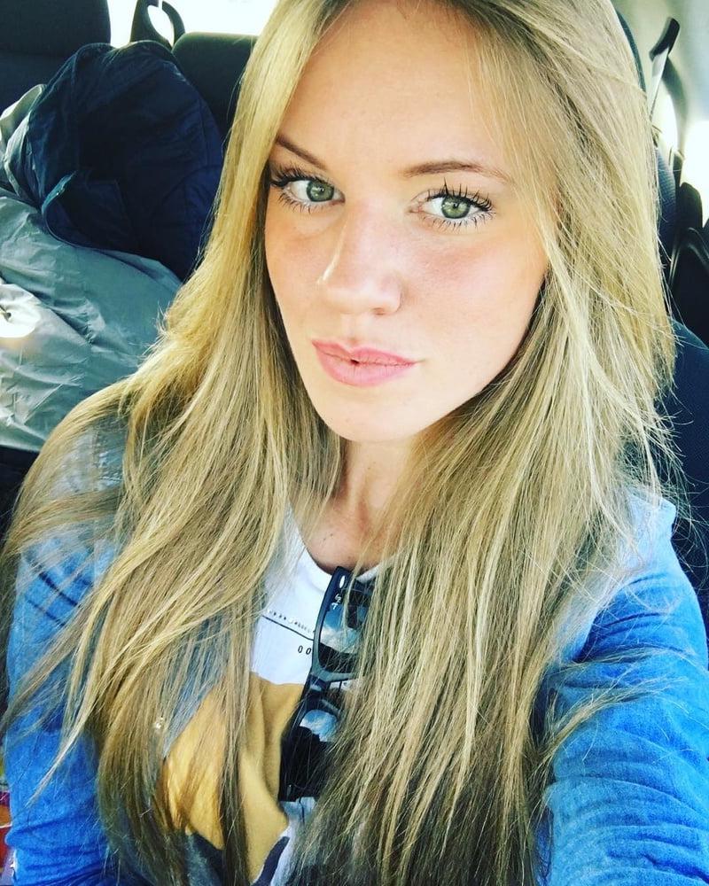 25P fabiana sexy italian blonde slut with nice legs