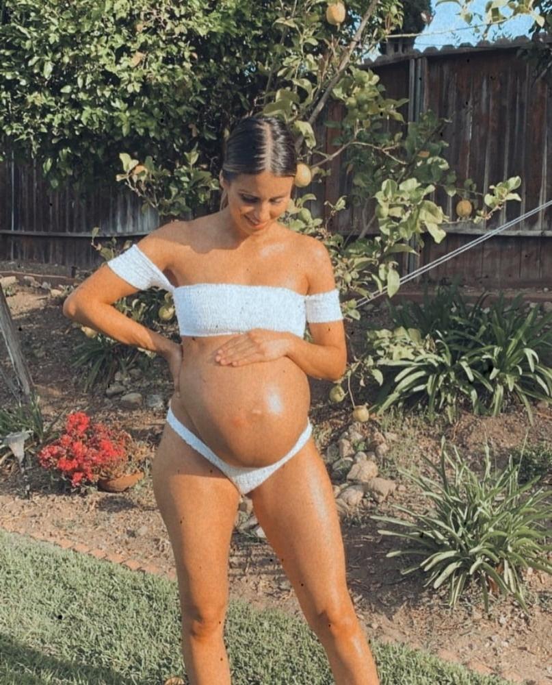 25P Pregnant and Still Sexy 180