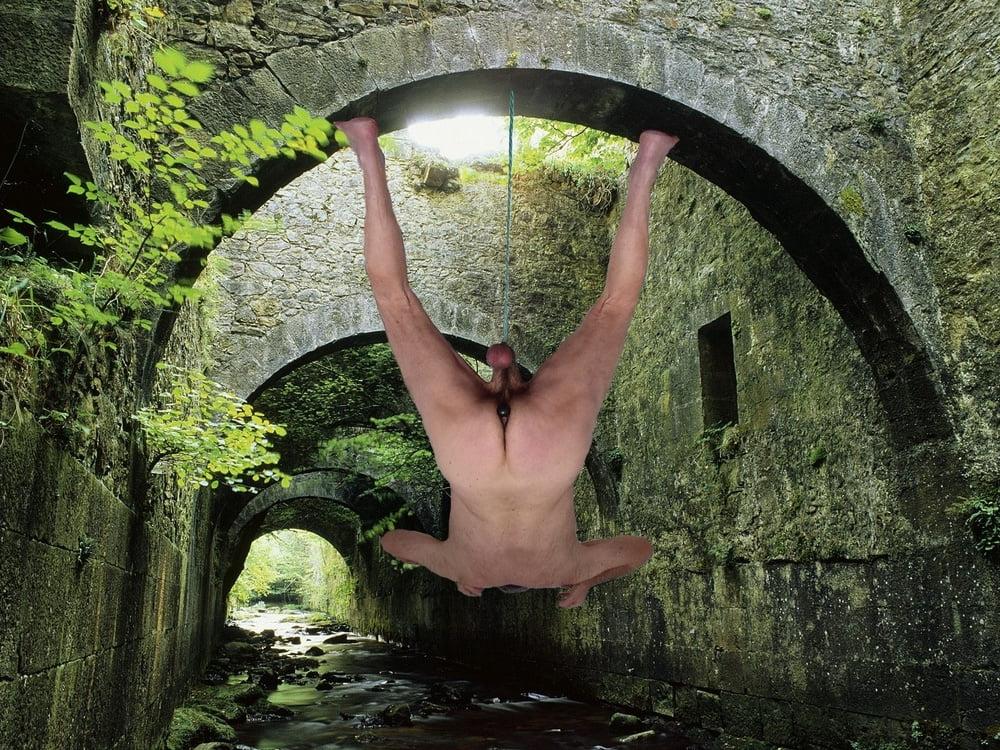 13P Stretching ball, hanged by balls