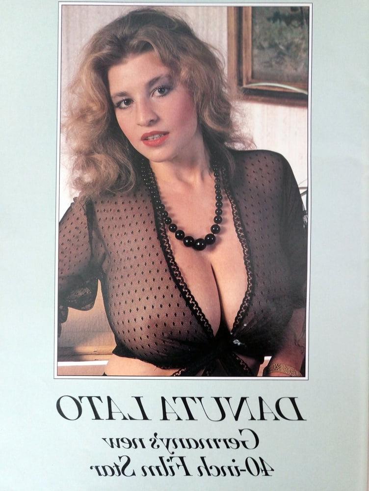 25P Hot vintage porn 49