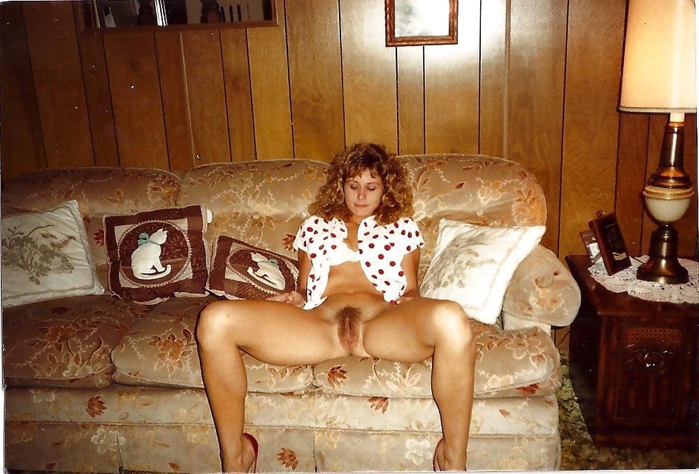 25P Vintage women private shots
