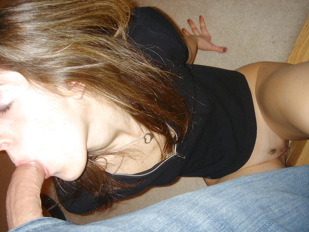 25P SUCKING LADIES IV
