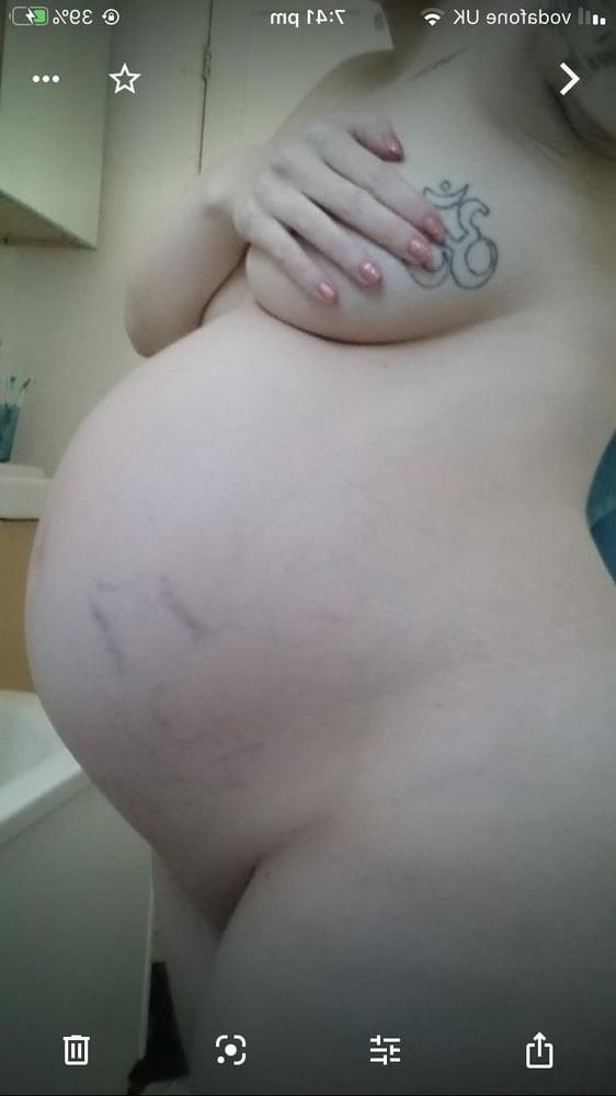 25P Pregnant 424