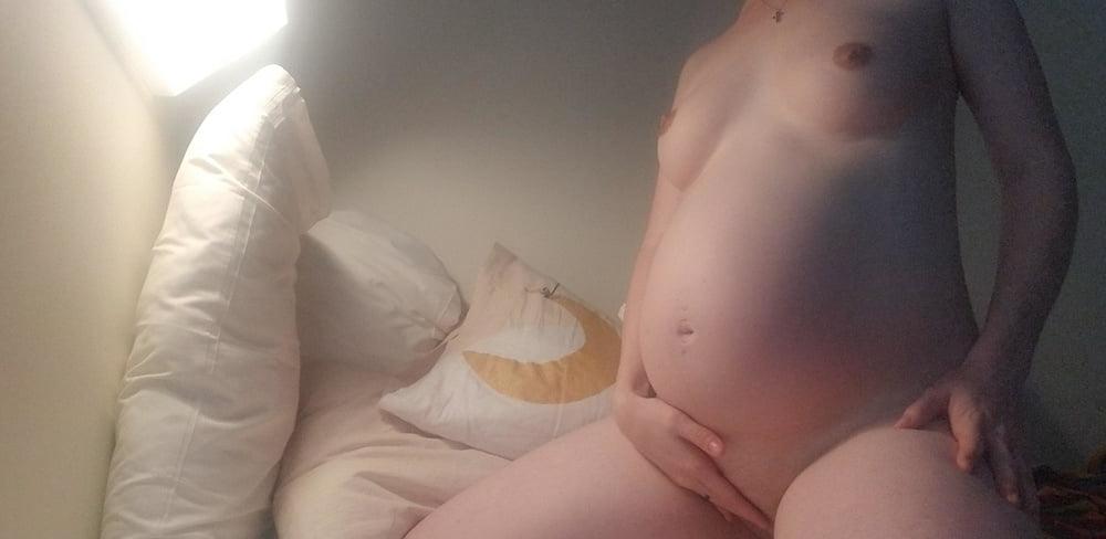 25P Pregnant 424