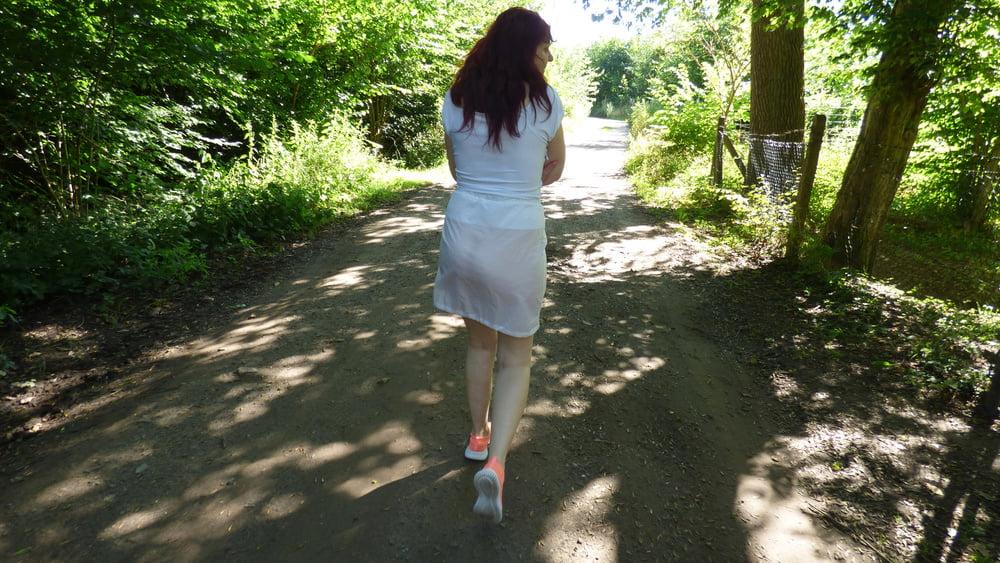 25P exhibitionist