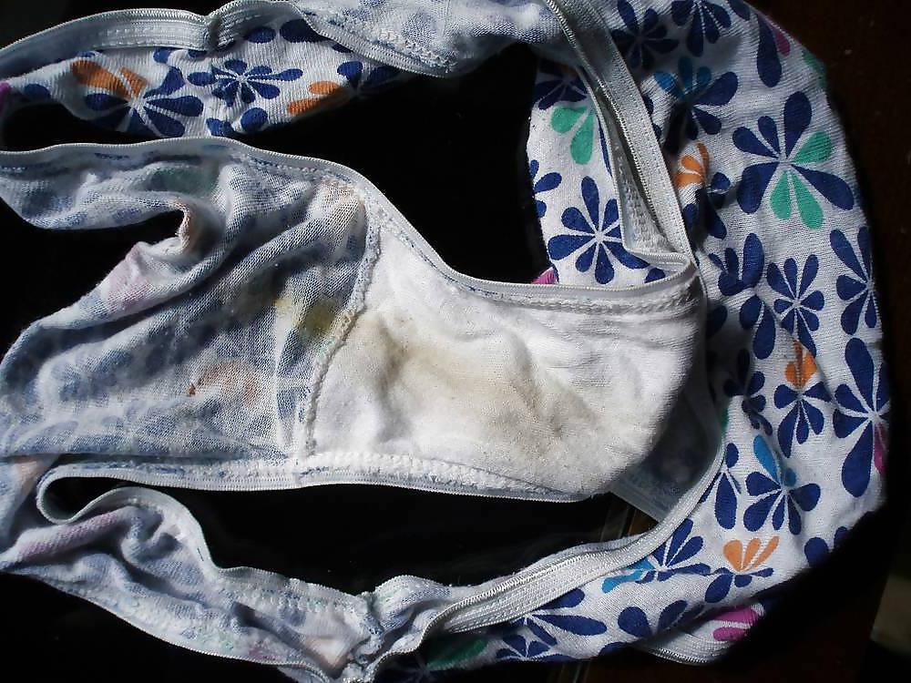 9P My girlfriends dirty underwear and me as a cuckold