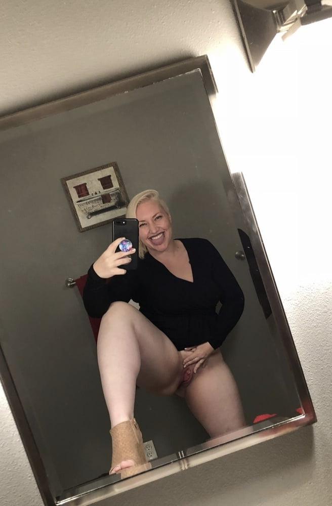 12P Slutty milf for breeding