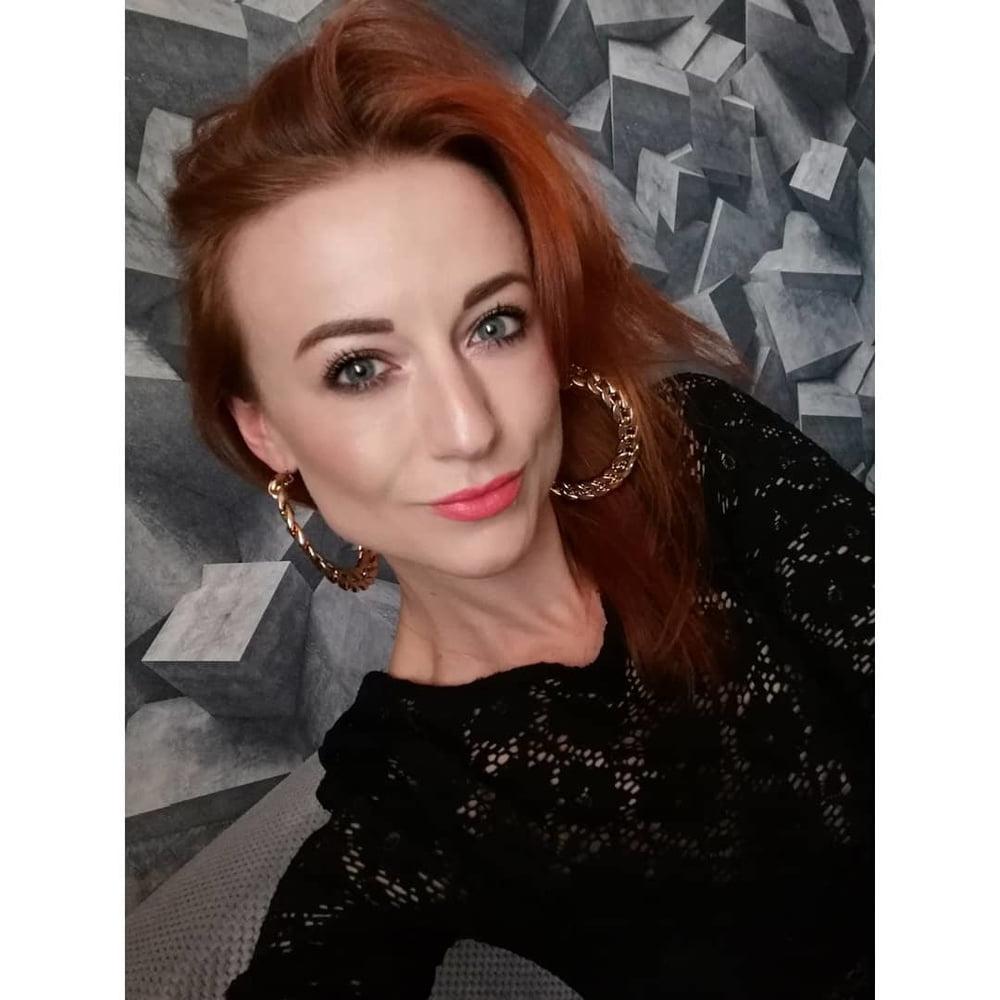 25P Roksana hot fit polish redhead!