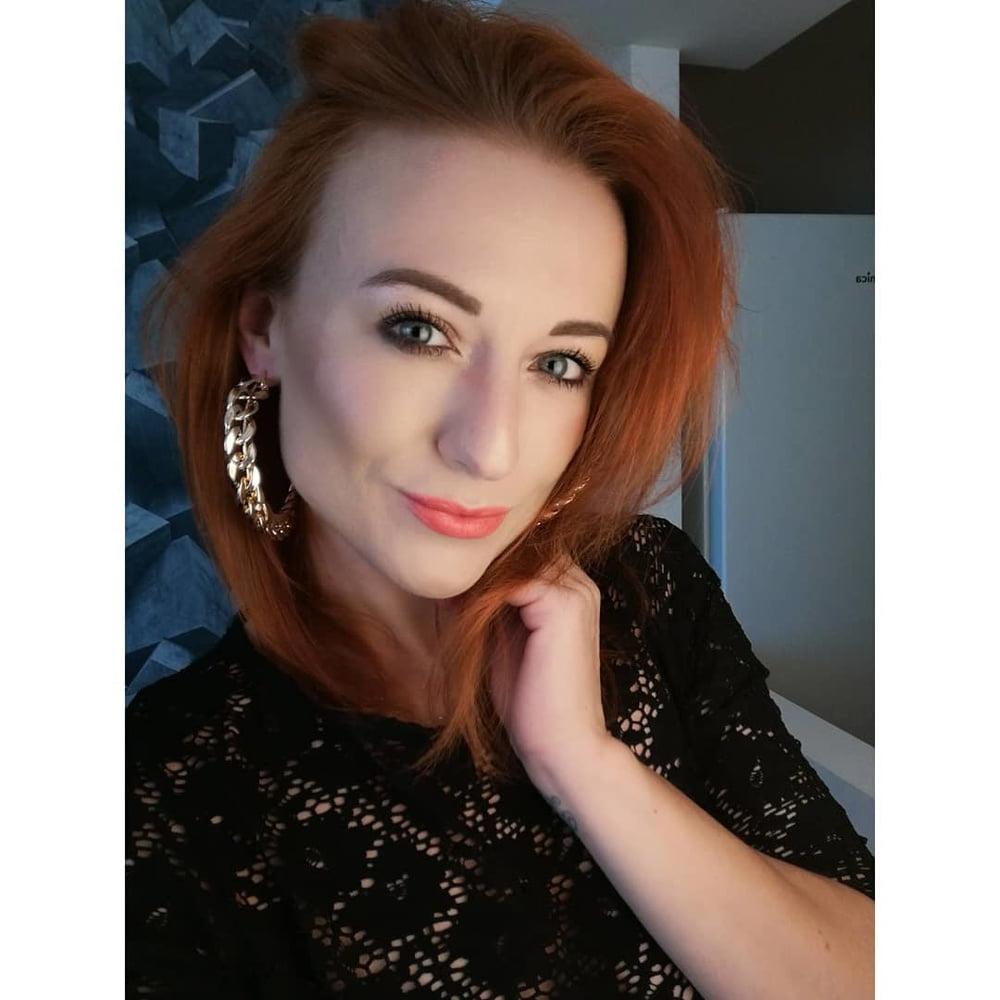 25P Roksana hot fit polish redhead!