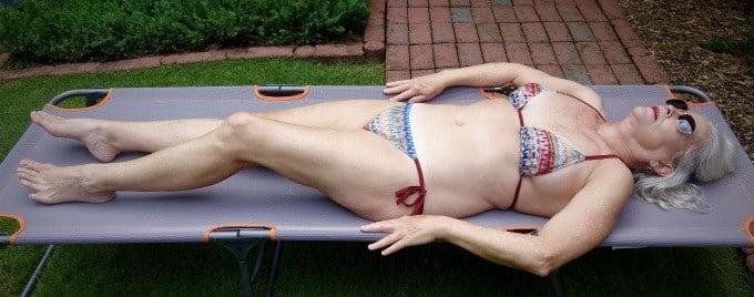 25P Sunbathing matures 4