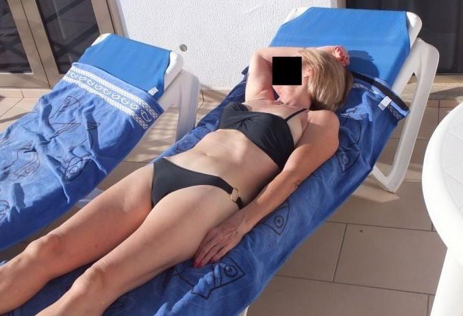 25P Sunbathing matures 4