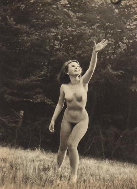 25P Naked people of vintage photos Vol. 33