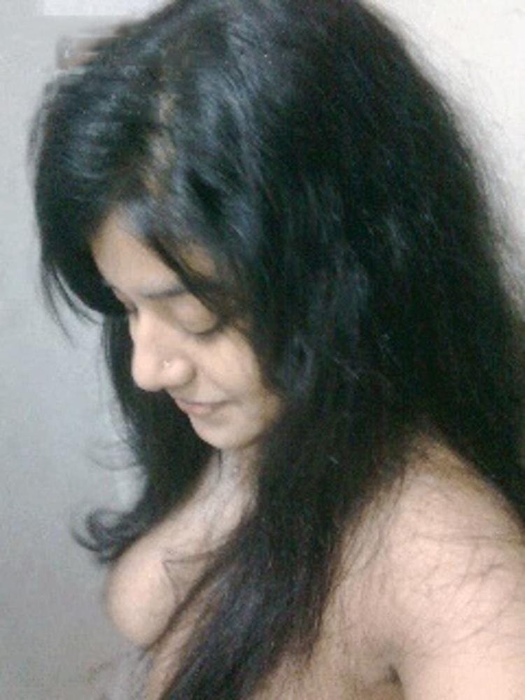 25P indian girl showing her big natural tits and shaved pussy