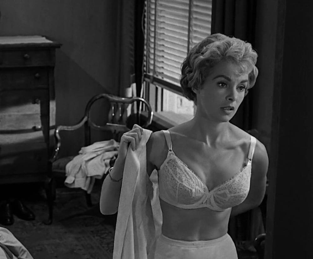 25P Celebrity Boobs - Janet Leigh