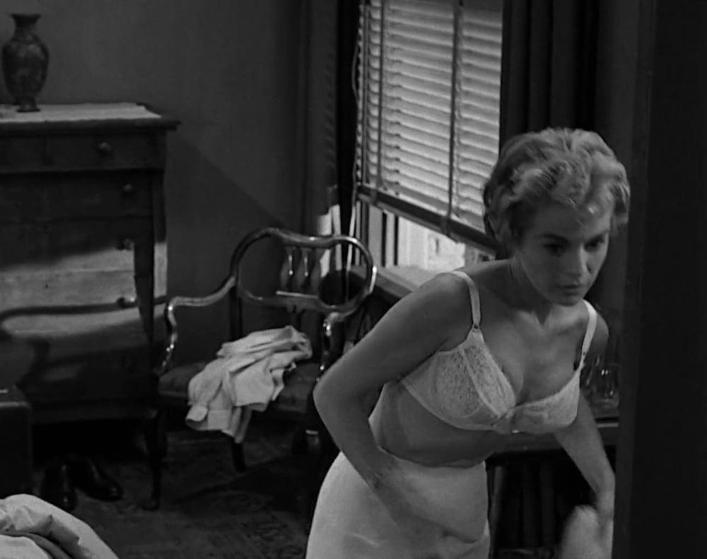 25P Celebrity Boobs - Janet Leigh