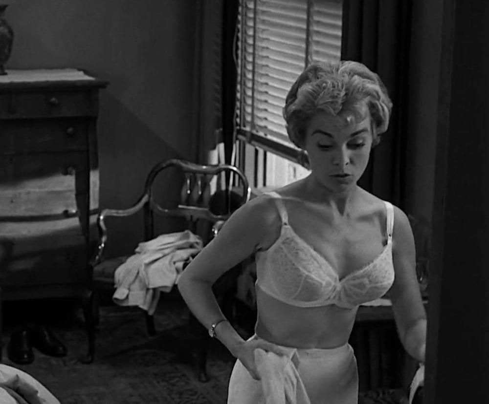 25P Celebrity Boobs - Janet Leigh