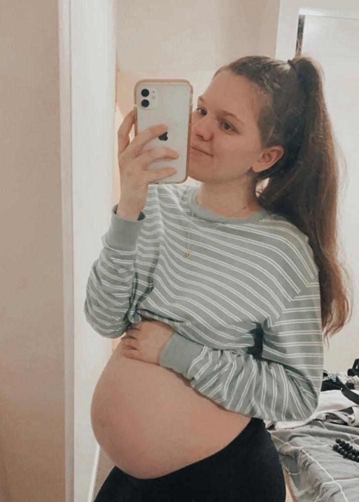 25P Young Pregnant Teens 110