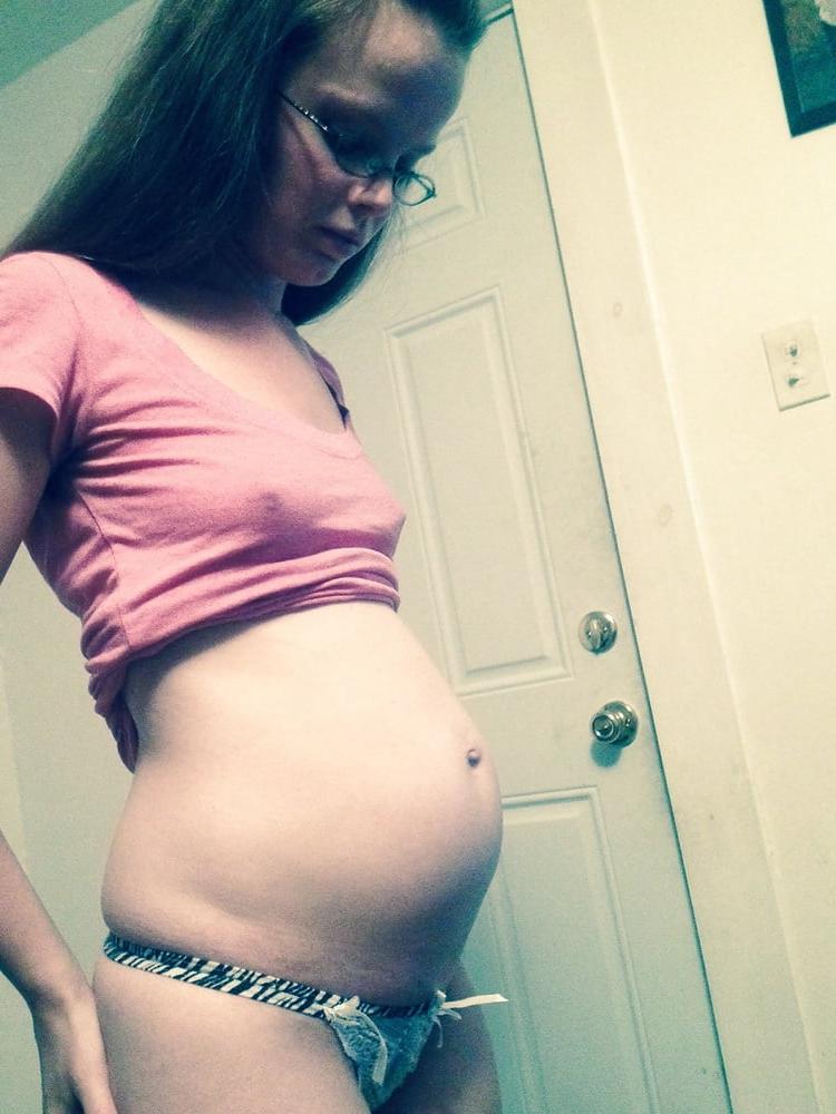 25P Young Pregnant Teens 110