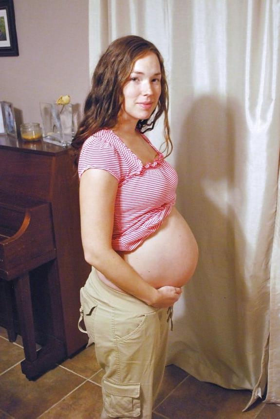 25P Young Pregnant Teens 110
