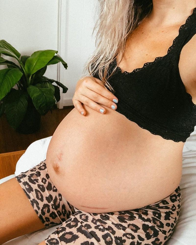 25P Young Pregnant Teens 110